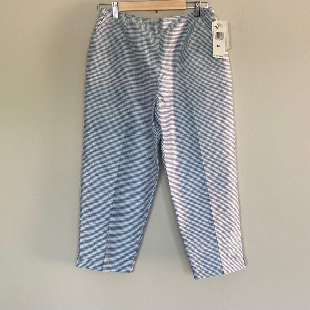 Jones New York Silk Capris. NWT